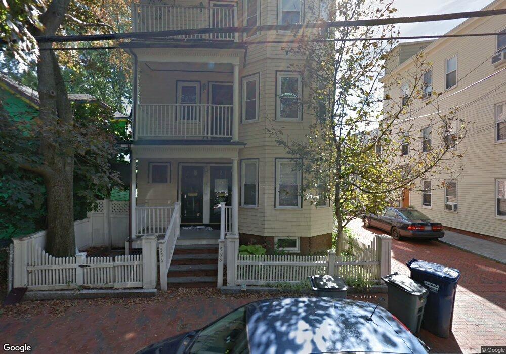 556 Franklin St unit 3, Cambridge, MA 02139 - photo 1