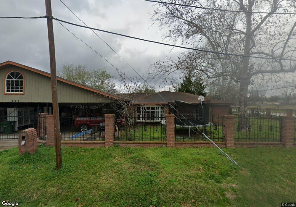 225 Burbank St, Houston, TX 77076 - photo 1