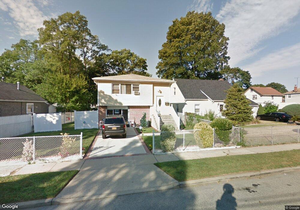 51 Cottage Place unit 1, Roosevelt, NY 11575 - photo 1