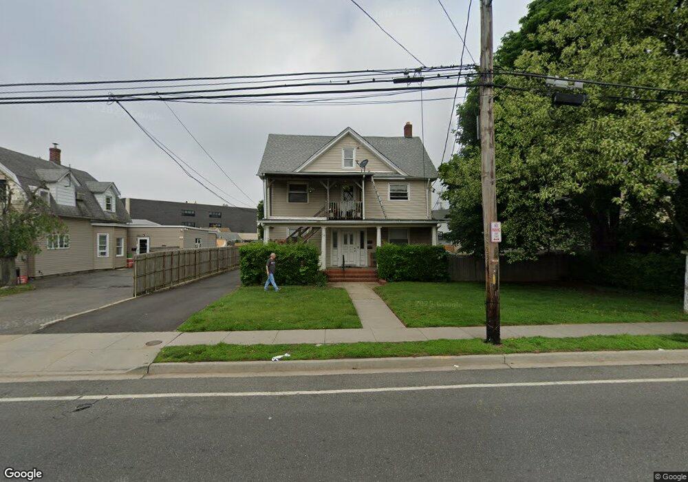 132 Woodfield Rd, West Hempstead, NY 11552 - photo 1