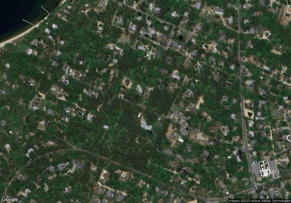 47 Worcester Ave, Vineyard Haven, MA 02568 - photo 1