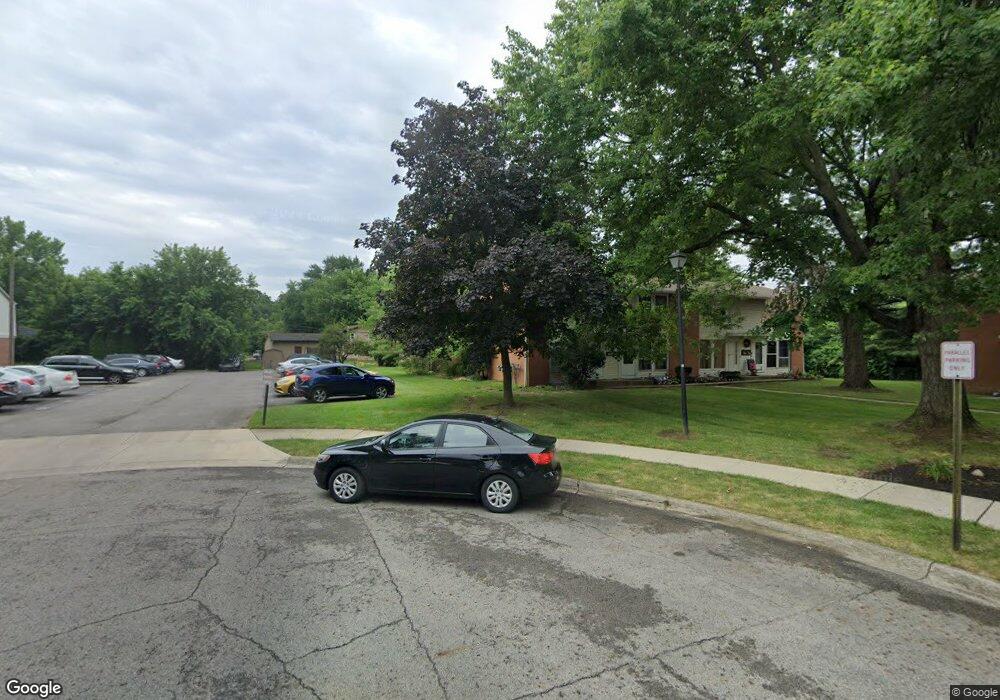 5445 Rockwood Ct, Columbus, OH 43229 - photo 1