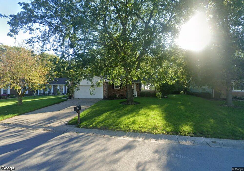 224 Phillips Dr, Wapakoneta, OH 45895 - photo 1