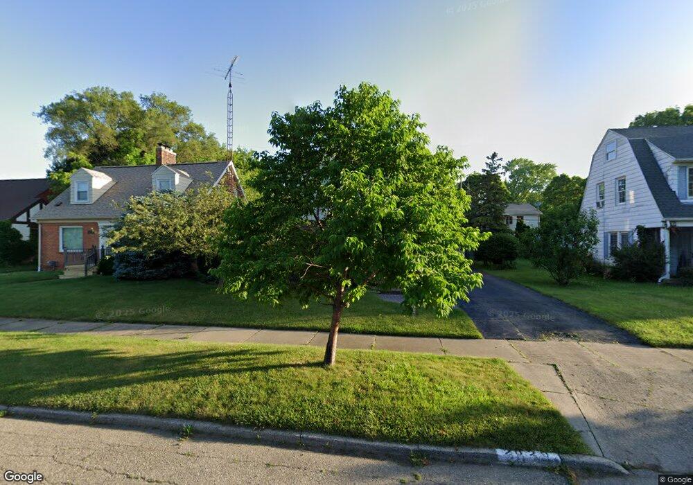 2029 Pierce St, Flint, MI 48503 - photo 1