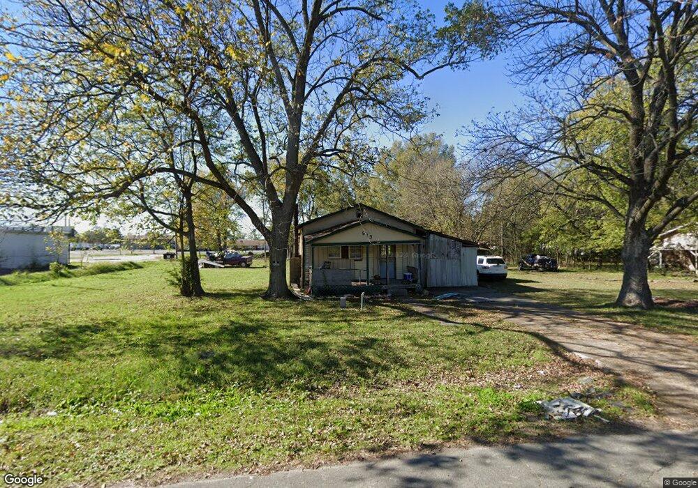 913 N Main St, Stuttgart, AR 72160 - photo 1
