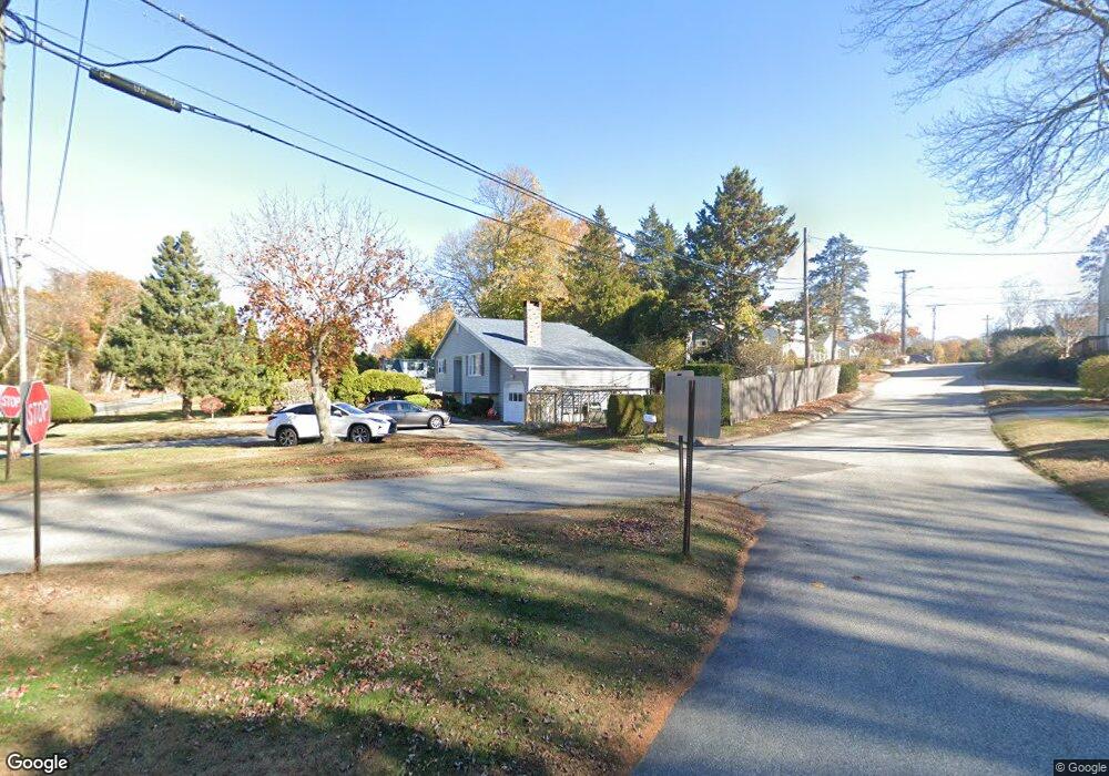 122 Black Point Rd, Niantic, CT 06357 - photo 1