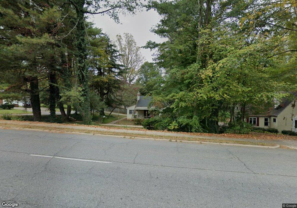 1215 E Broad St, Statesville, NC 28677 - photo 1