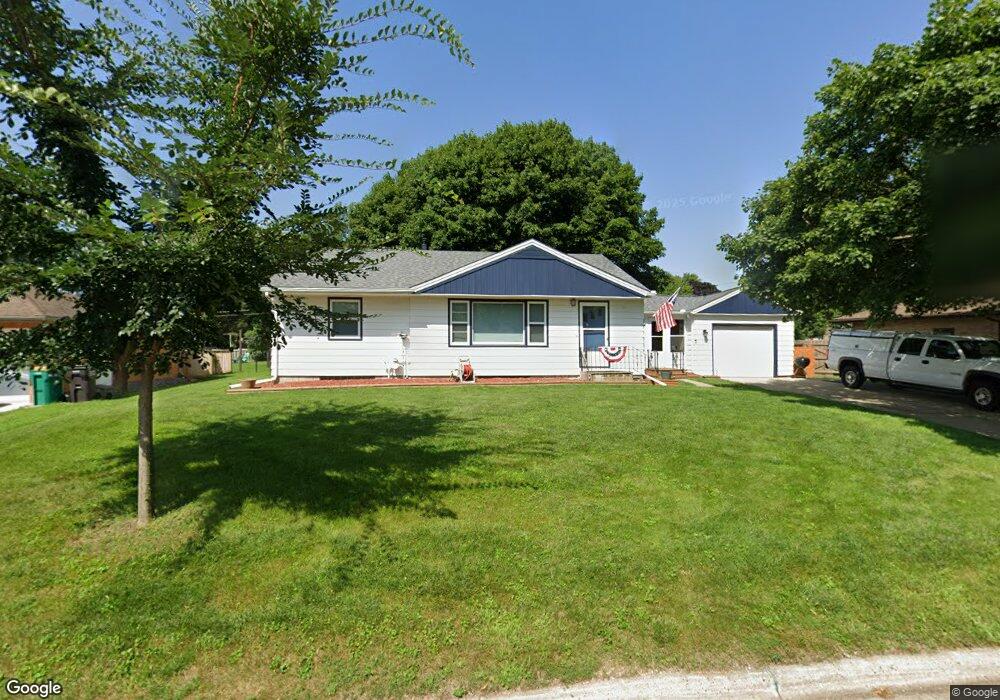 1313 Crestview Rd, Albert Lea, MN 56007 - photo 1