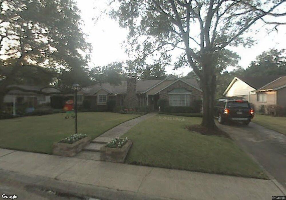 10043 Inwood Dr, Houston, TX 77042 - photo 1
