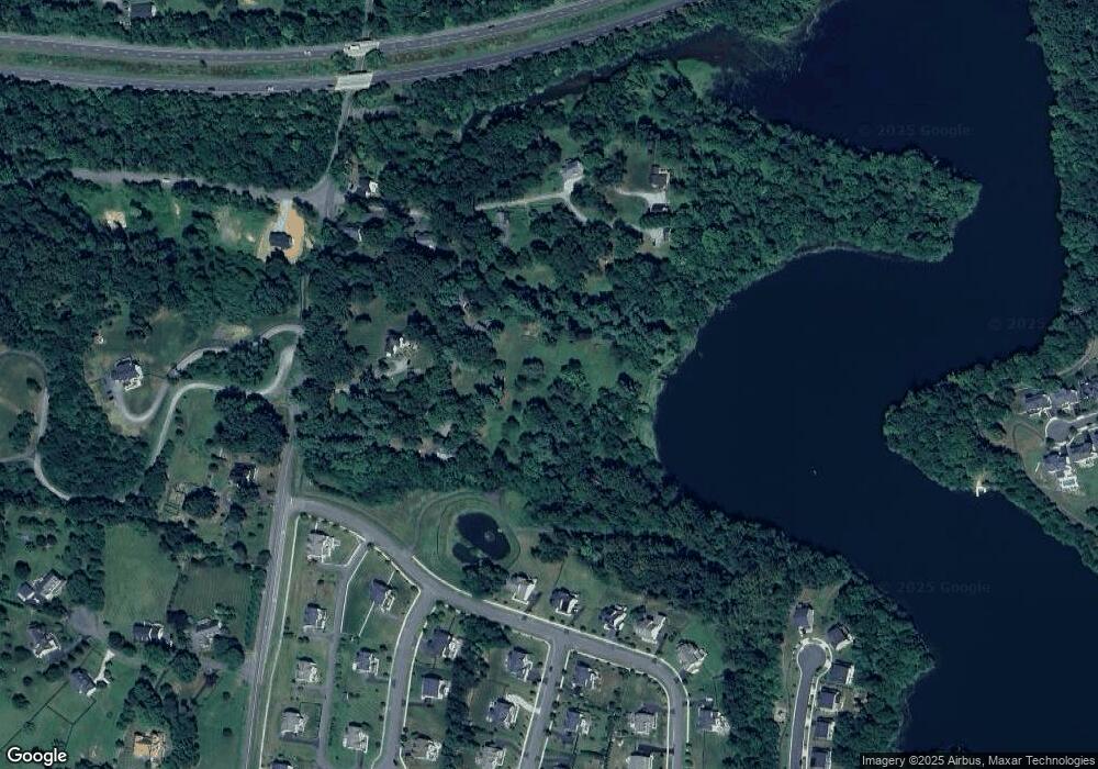 17750 Airmont Rd, Round Hill, VA 20141 - photo 1