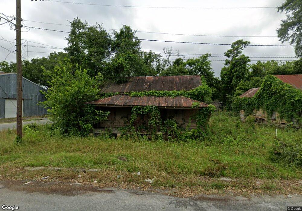 609 E Stewart St, Quitman, GA 31643 - photo 1