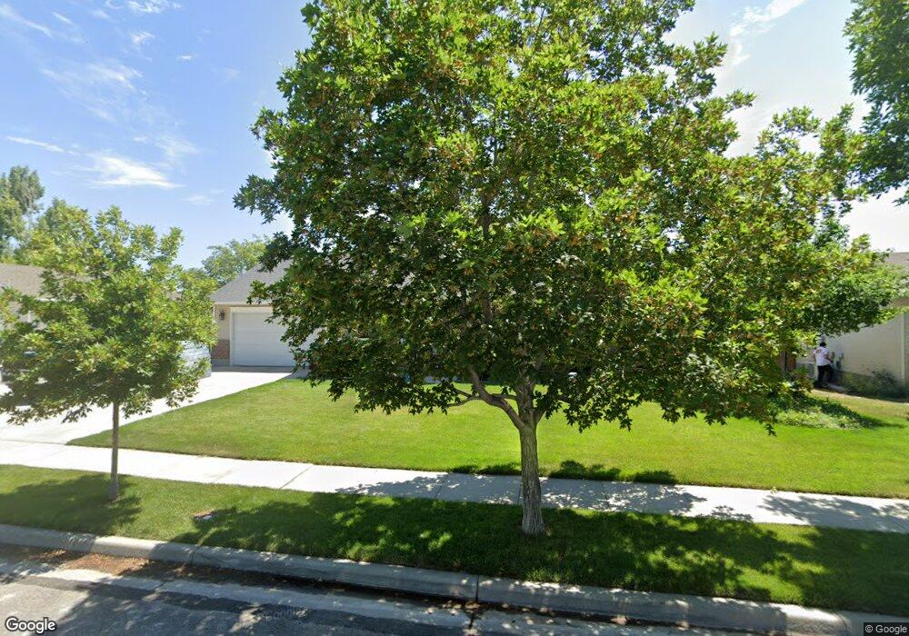 11883 S 3250 W, Riverton, UT 84065 - photo 1