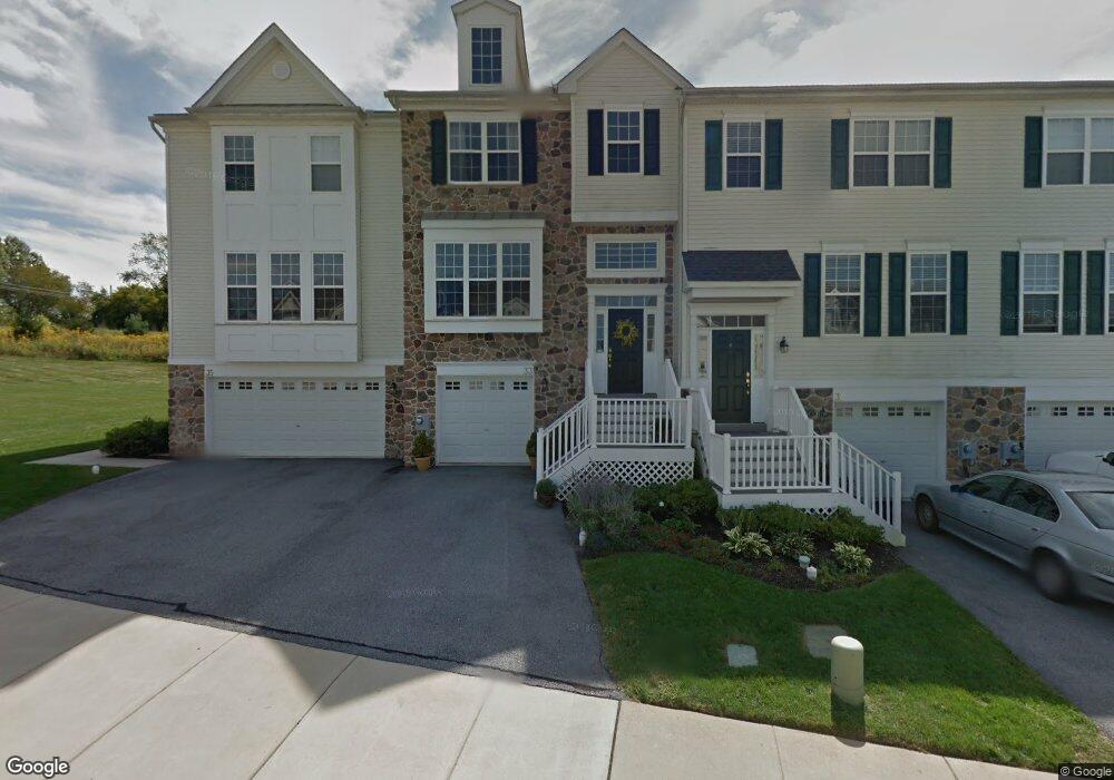 33 Shoreham Dr, Coatesville, PA 19320 - photo 1