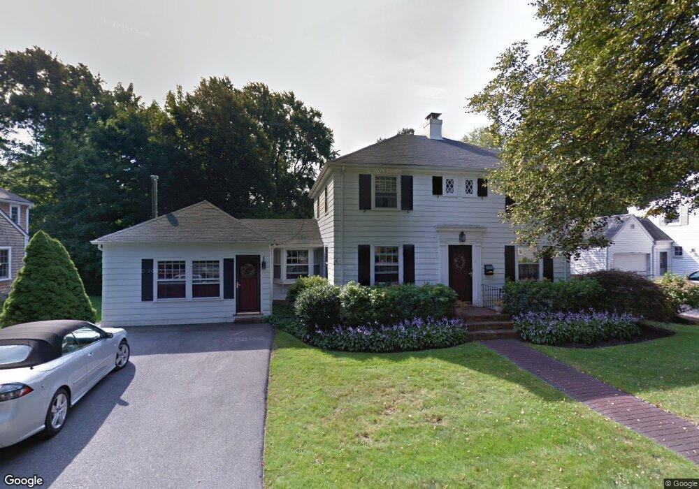 1 Sagamore Rd, Marblehead, MA 01945 - photo 1