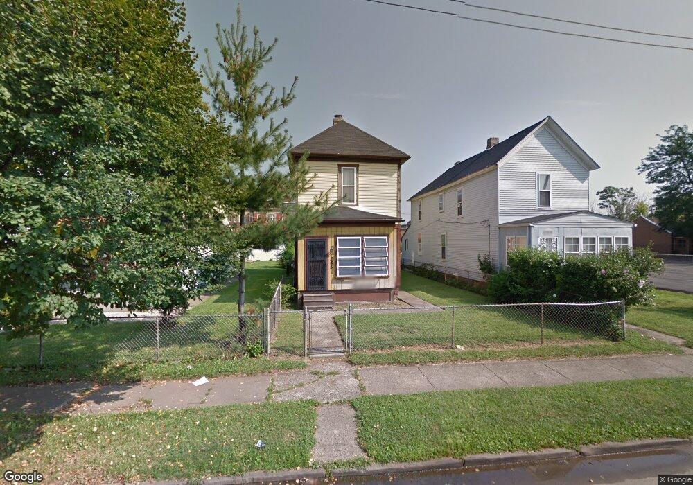 288 E Barthman Ave, Columbus, OH 43207 - photo 1
