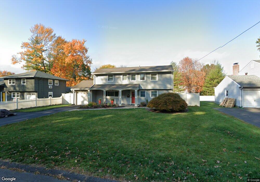 88 Northbrook Dr, West Hartford, CT 06117 - photo 1