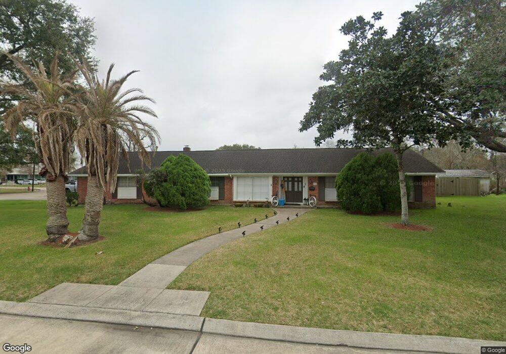 4 Palm Cir, Alvin, TX 77511 - photo 1