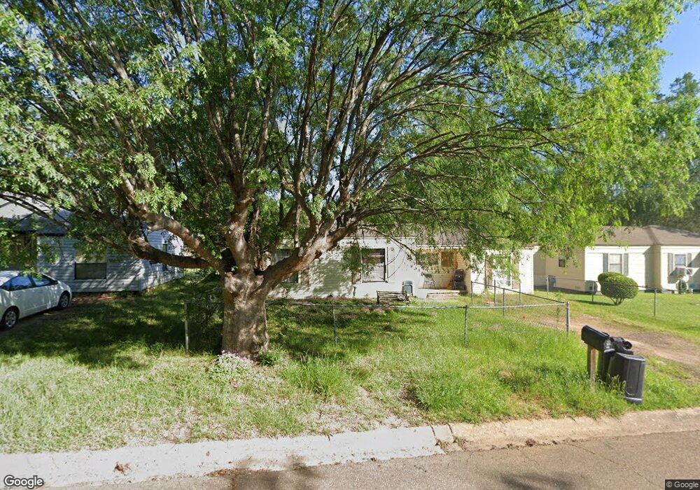 741 Arizona Ave, Wake Village, TX 75501 - photo 1