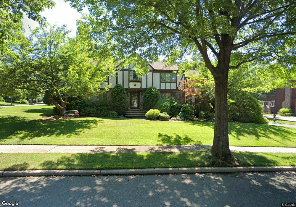 15 Brodil Ct, Closter, NJ 07624 - photo 1