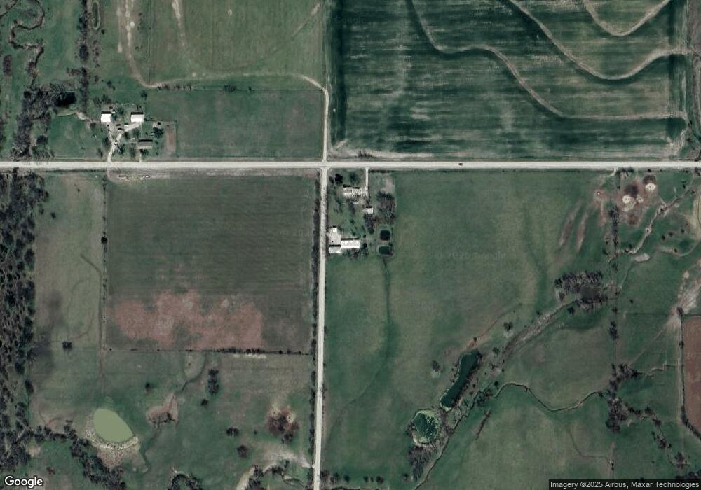 17101 Lyon Rd, Parsons, KS 67357 - photo 1