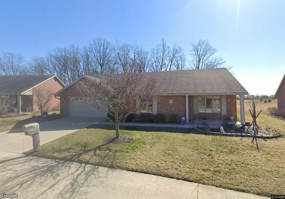 749 Timber Lake Dr unit 749, Marysville, OH 43040 - photo 1