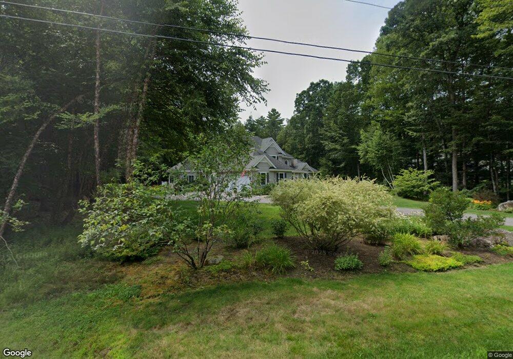 27 Abenaukee Dr, Wolfeboro, NH 03894 - photo 1