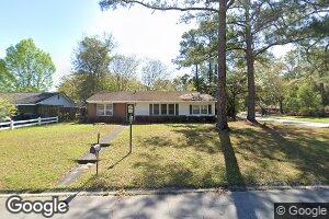 27 Skyline Dr, Savannah, GA 31406