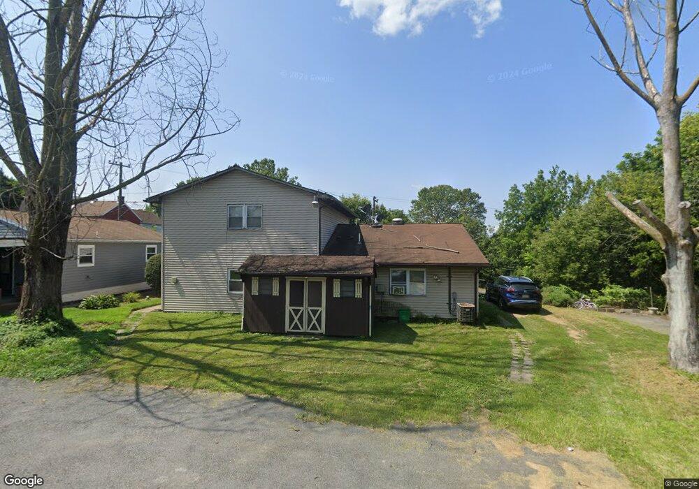 621 Genesee St, Allentown, PA 18103 - photo 1