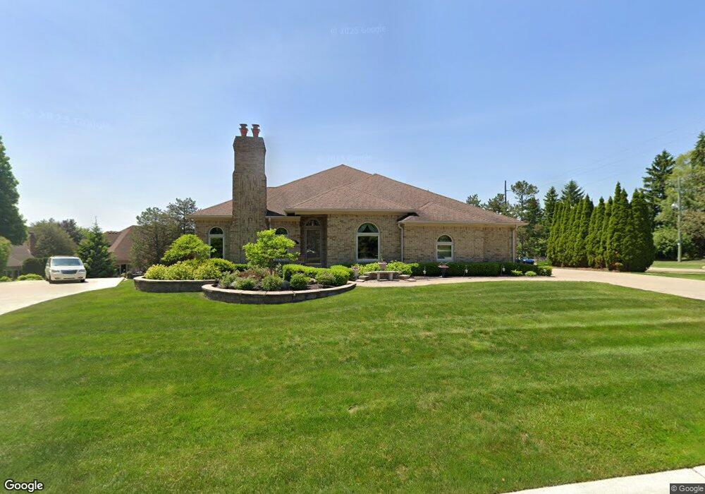 1995 Heritage Hill Ct, Rochester Hills, MI 48306 - photo 1