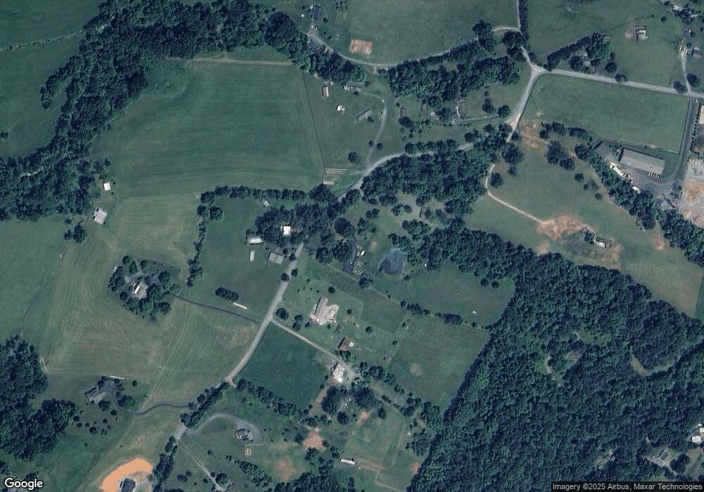 253 Glass Hollow Rd, Afton, VA 22920 - photo 1