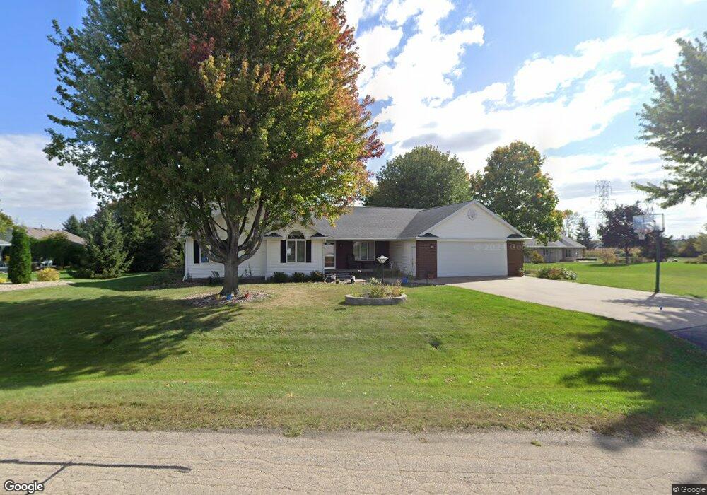N9534 Darboy Ct, Appleton, WI 54915 - photo 1