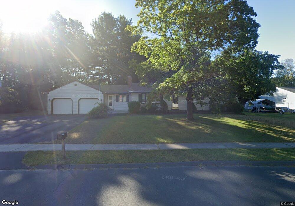 19 Deepwood Rd, Enfield, CT 06082 - photo 1