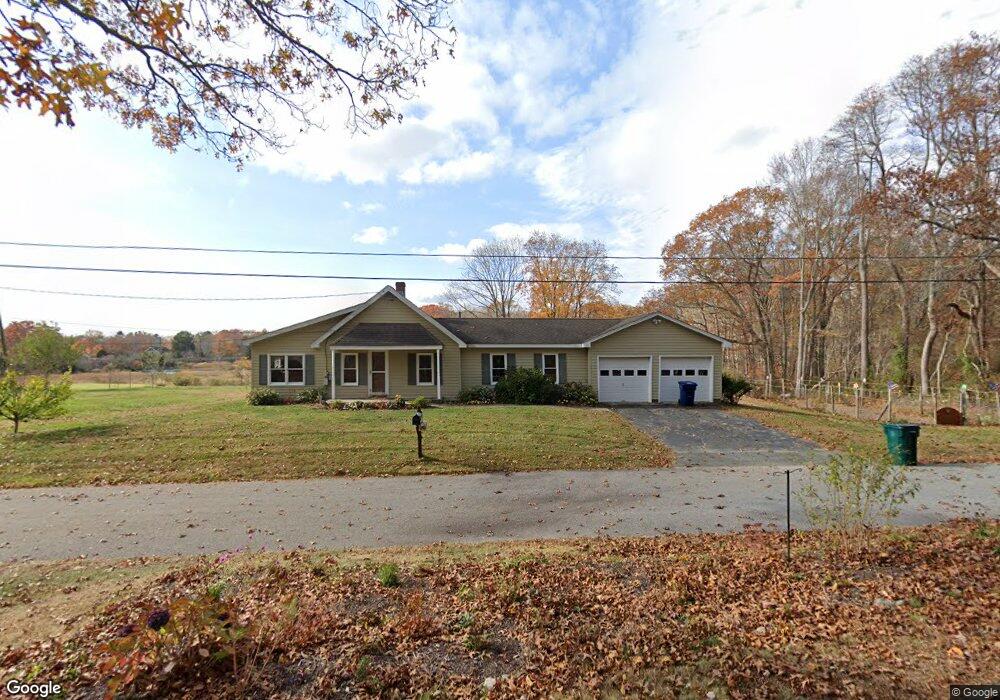 80 Buttonball Rd, Old Lyme, CT 06371 - photo 1