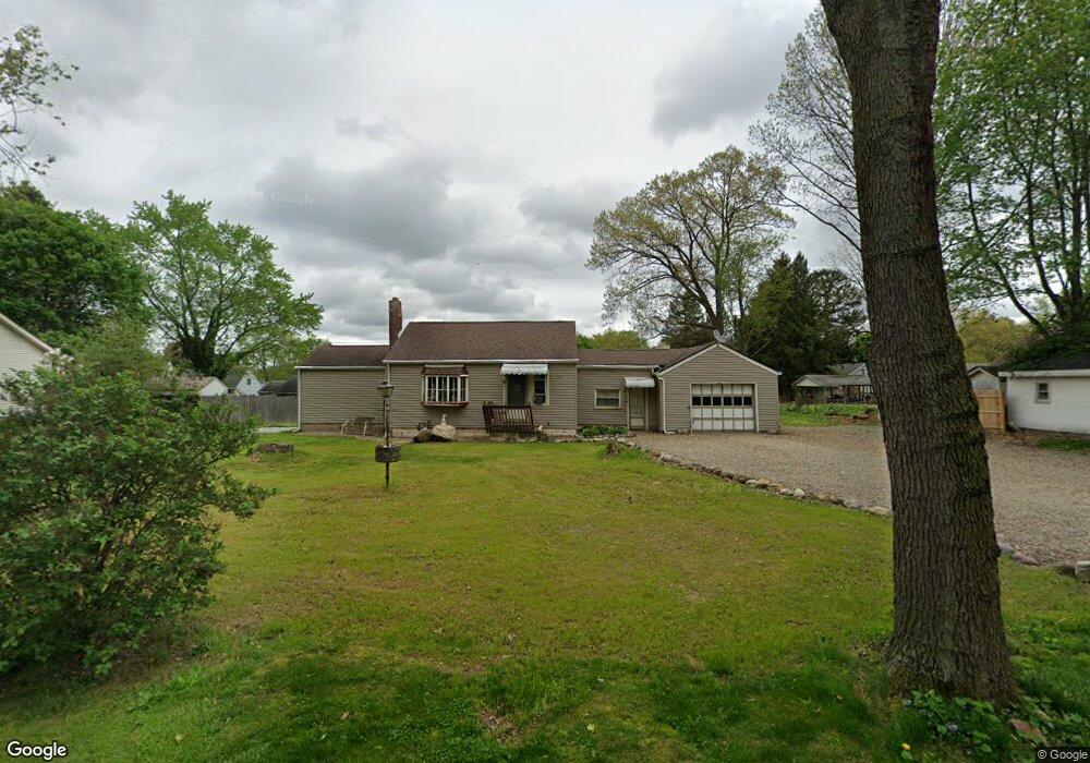 799 Mohawk Trail, Akron, OH 44312 - photo 1