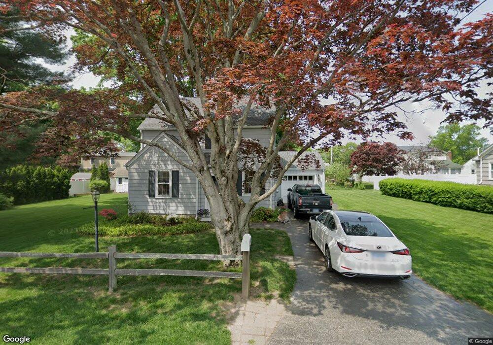 53 Crown St, Trumbull, CT 06611 - photo 1