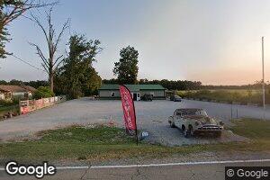52 Main St, Walnut Hill, IL 62893