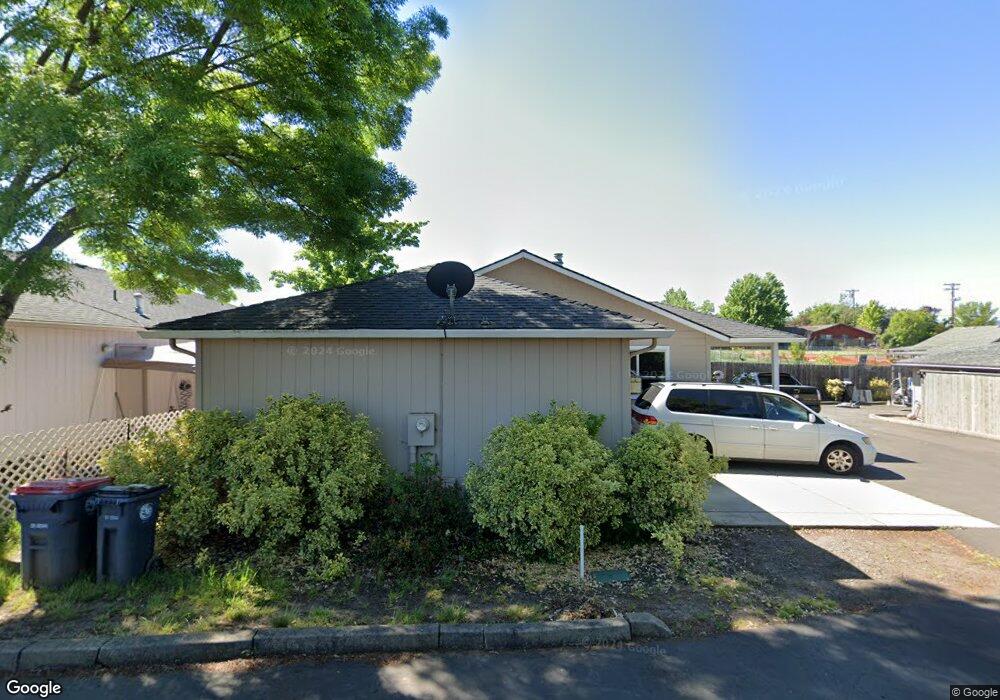 2378 Corona Ave, Medford, OR 97504 - photo 1