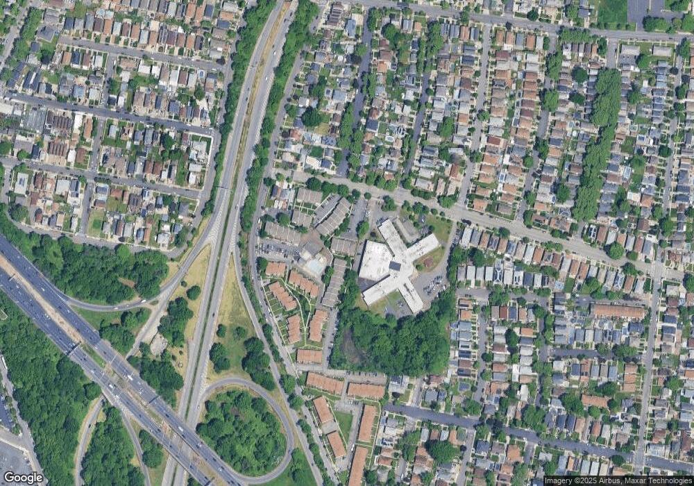 428 Caswell Ave unit 1, Staten Island, NY 10314 - photo 1