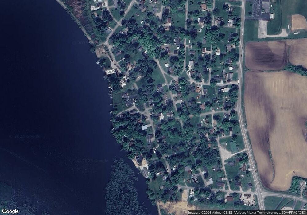 519 Lake Shore Blvd, Thornville, OH 43076 - photo 1