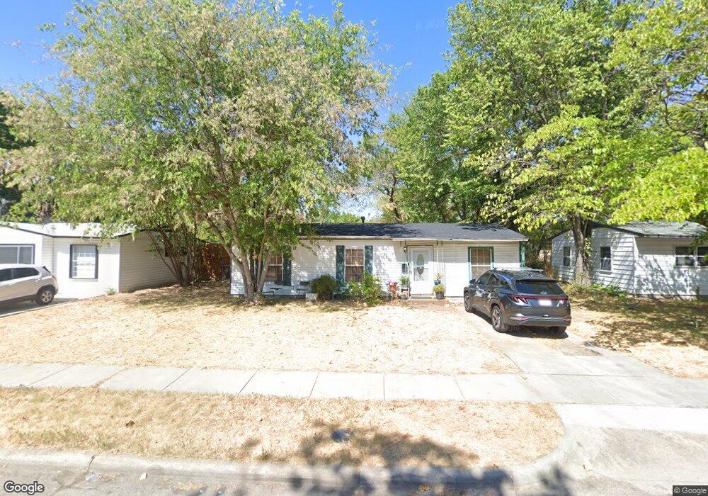 942 Highland Dr, Grand Prairie, TX 75051 - photo 1