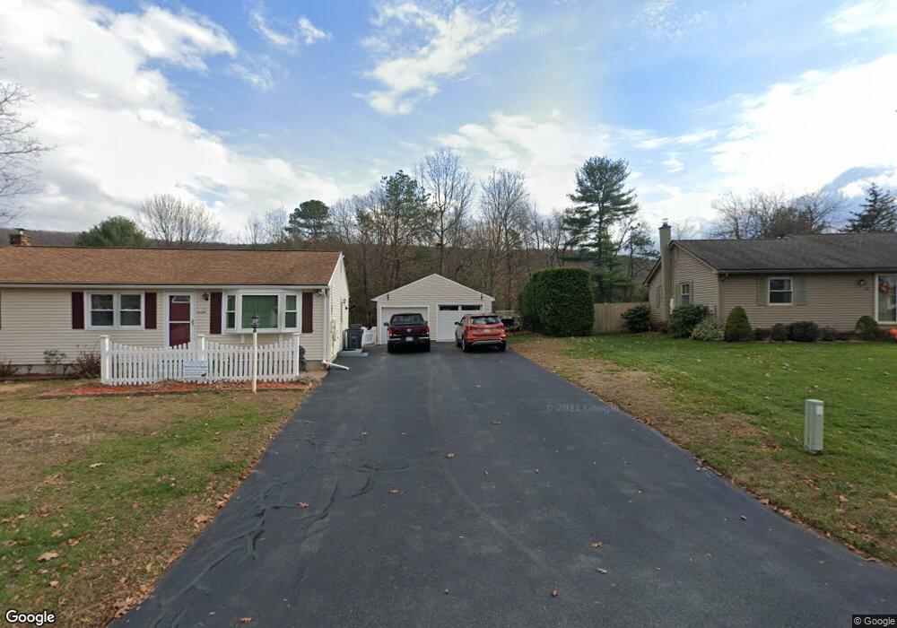 16 Overlook Dr, Easthampton, MA 01027 - photo 1