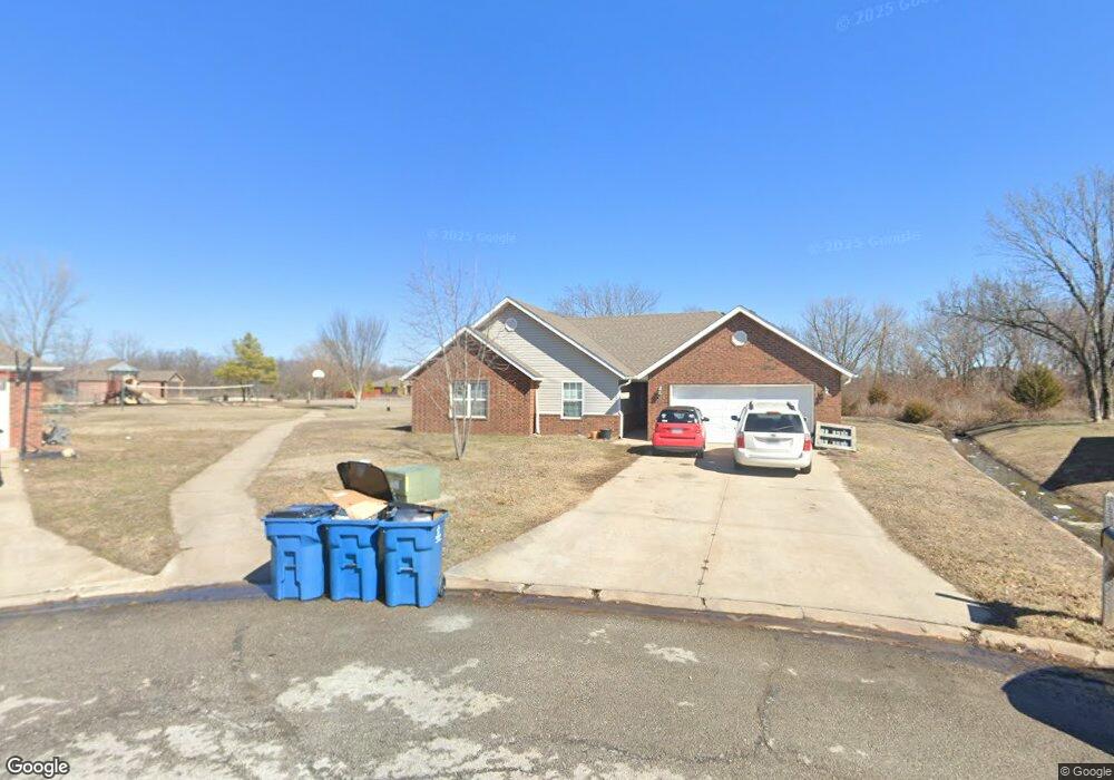 709 Jessica Cir, Carl Junction, MO 64834 - photo 1