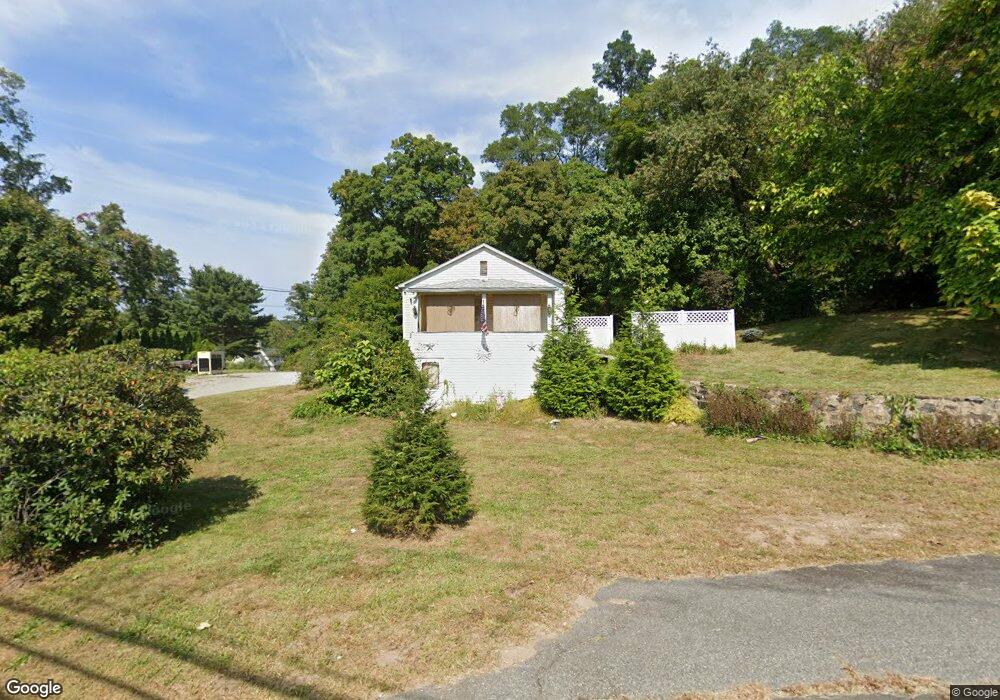 1146 Saybrook Rd, Haddam, CT 06438 - photo 1