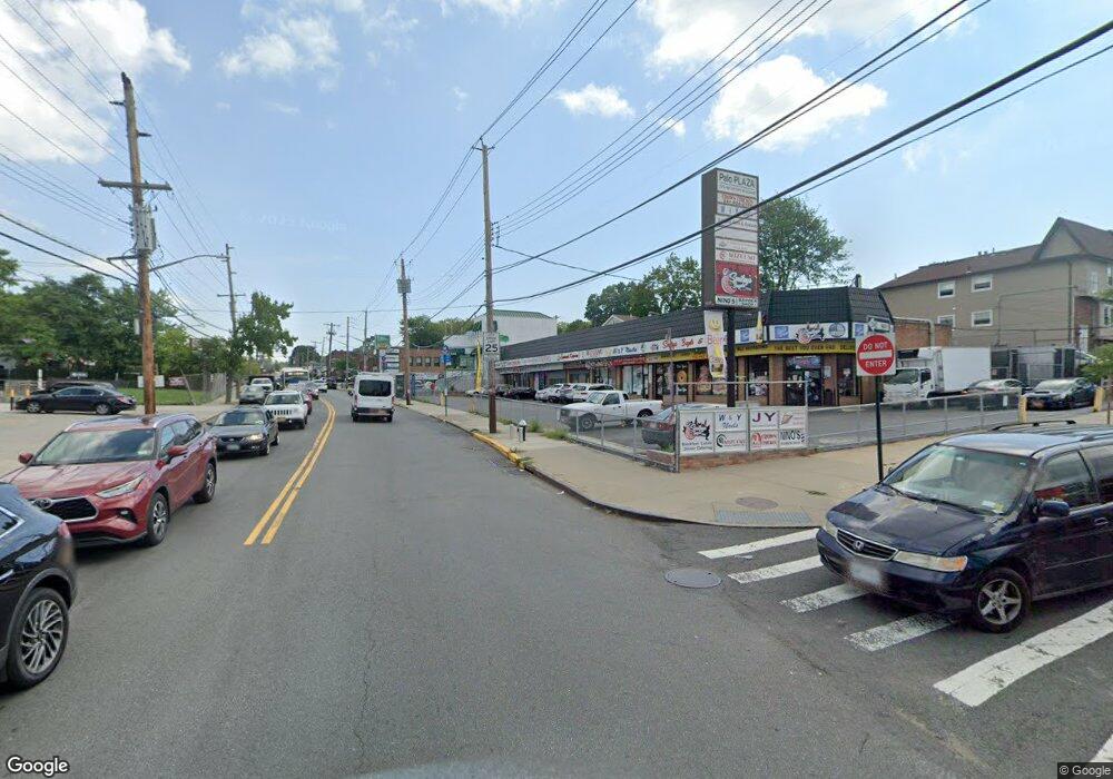 2 Perry Ave, Staten Island, NY 10314 - photo 1