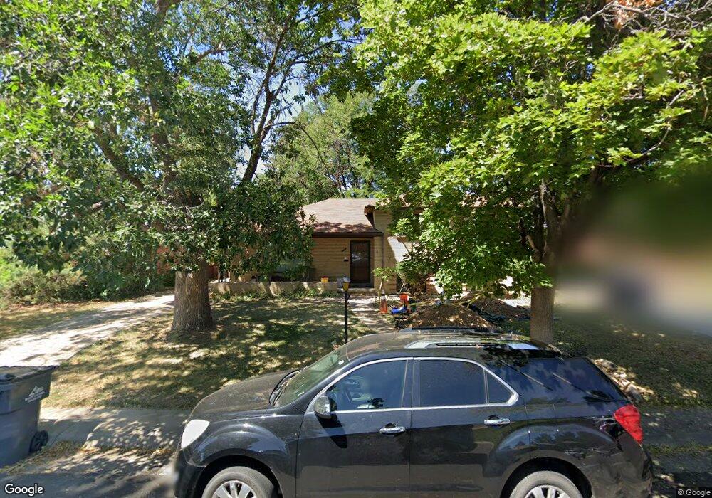 1015 Kramer Ct, Aurora, CO 80010 - photo 1