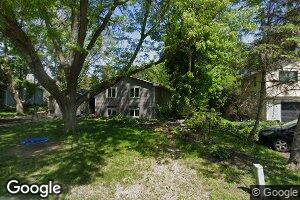 1055 Douglas Rd, Saint Paul, MN 55118