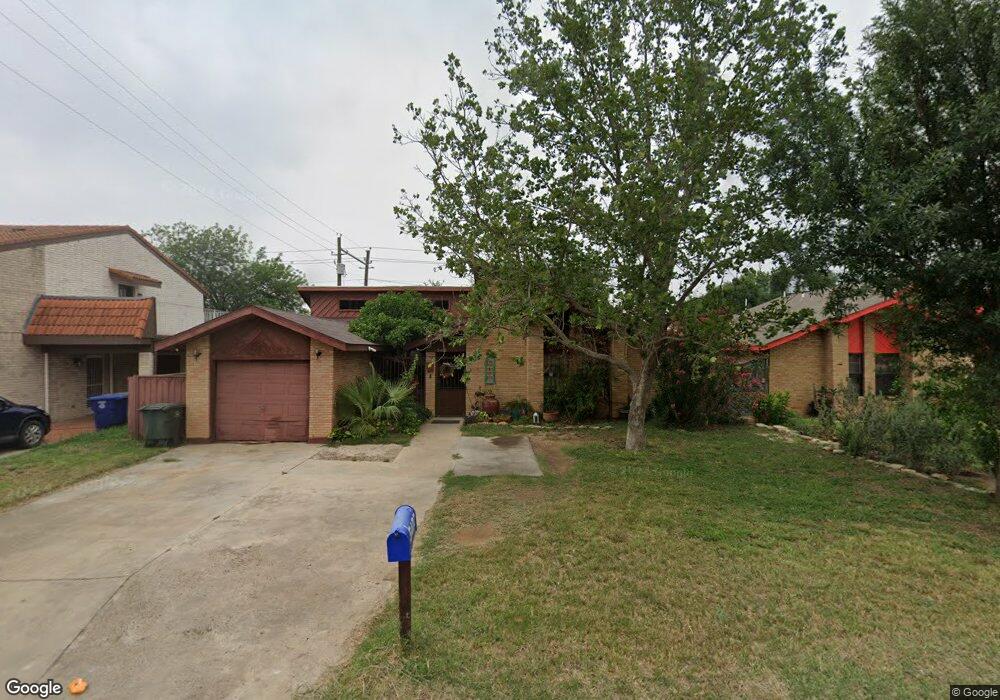 5402 Cypress Dr, Laredo, TX 78041 - photo 1