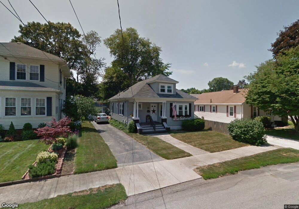 139 Friendly Rd, Cranston, RI 02910 - photo 1