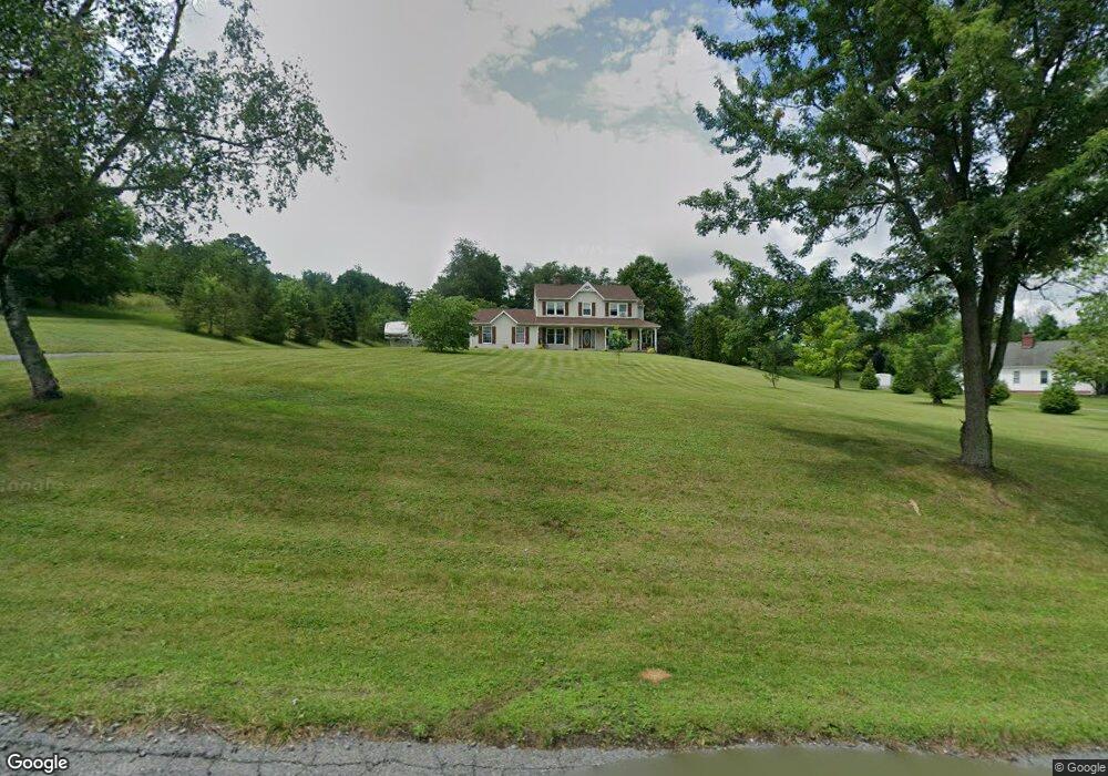 2357 Beacon Rd, Bath, PA 18014 - photo 1