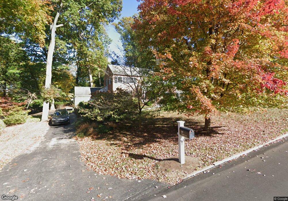 587 Timber Ln, Devon, PA 19333 - photo 1